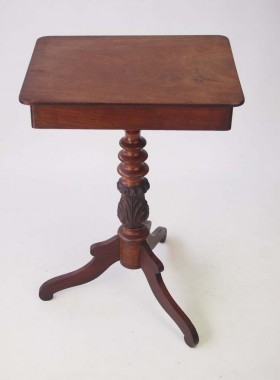 Antique Mahogany Tripod Table