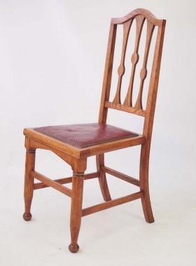 Set 4 Edwardian Oak Arts and Crafts Chairs
