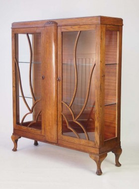 Vintage Art Deco Cabinet