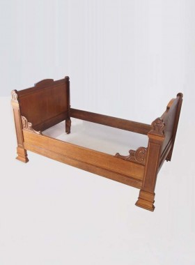 Victorian Oak Bed