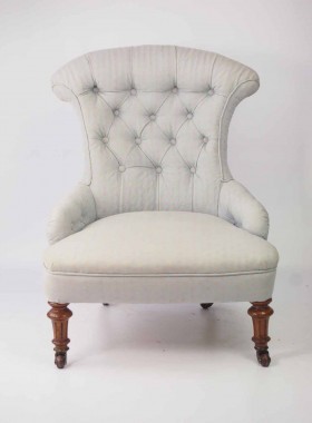 Small Victorian Walnut Nursing Chair
