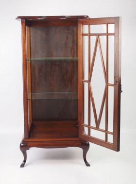 Edwardian Mahogany Bijouterie Display Cabinet