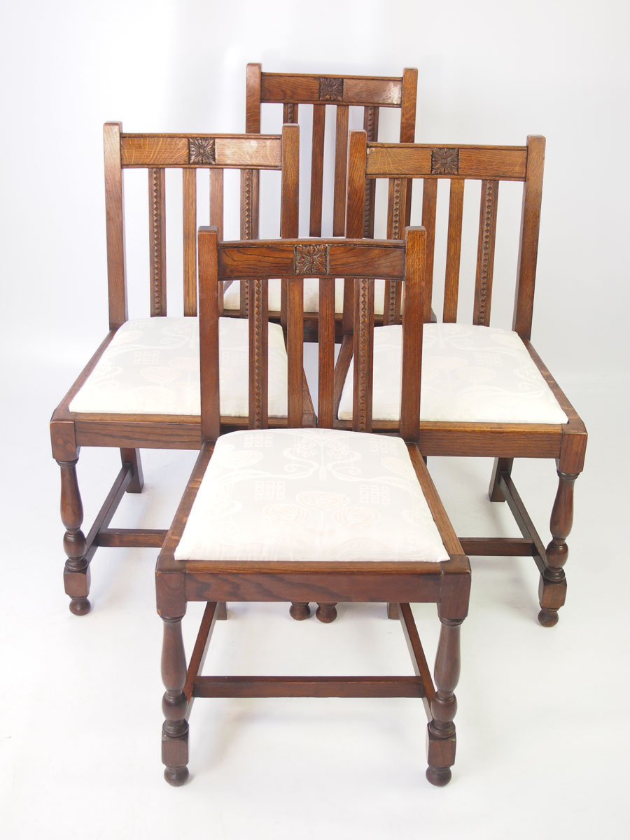 Set Of 8 Mahogany Dining Chairs - Antiques Atlas