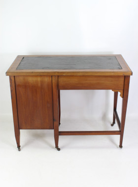 Edwardian Mahogany Inlaid Desk