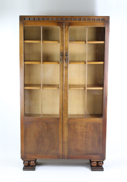 Tall 1930s Oak Bookcase