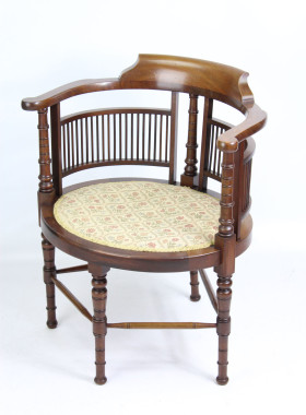Wylie and Lochead Arts Crafts Chair