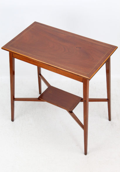 Edwardian Mahogany Inlaid Table