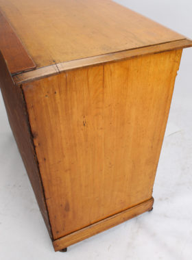 Small Victorina Ash Chest of Drawers