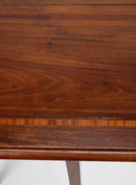 Edwardian Mahogany Inlaid Sutherland Table